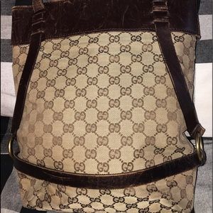 Authentic Gucci Purse MAKE ME AN OFFER